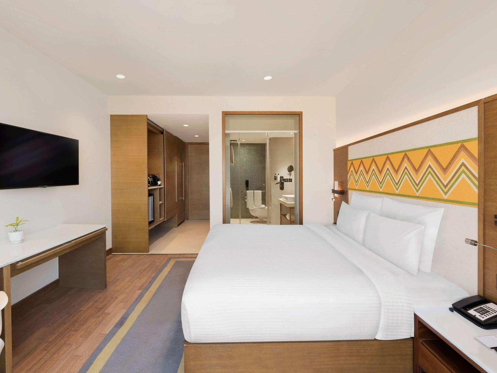Novotel Guwahati Gs Road Esterno foto